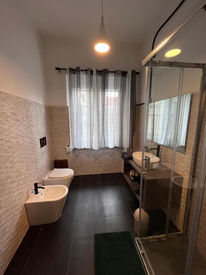 Minardi Apartments Верчели Екстериор снимка