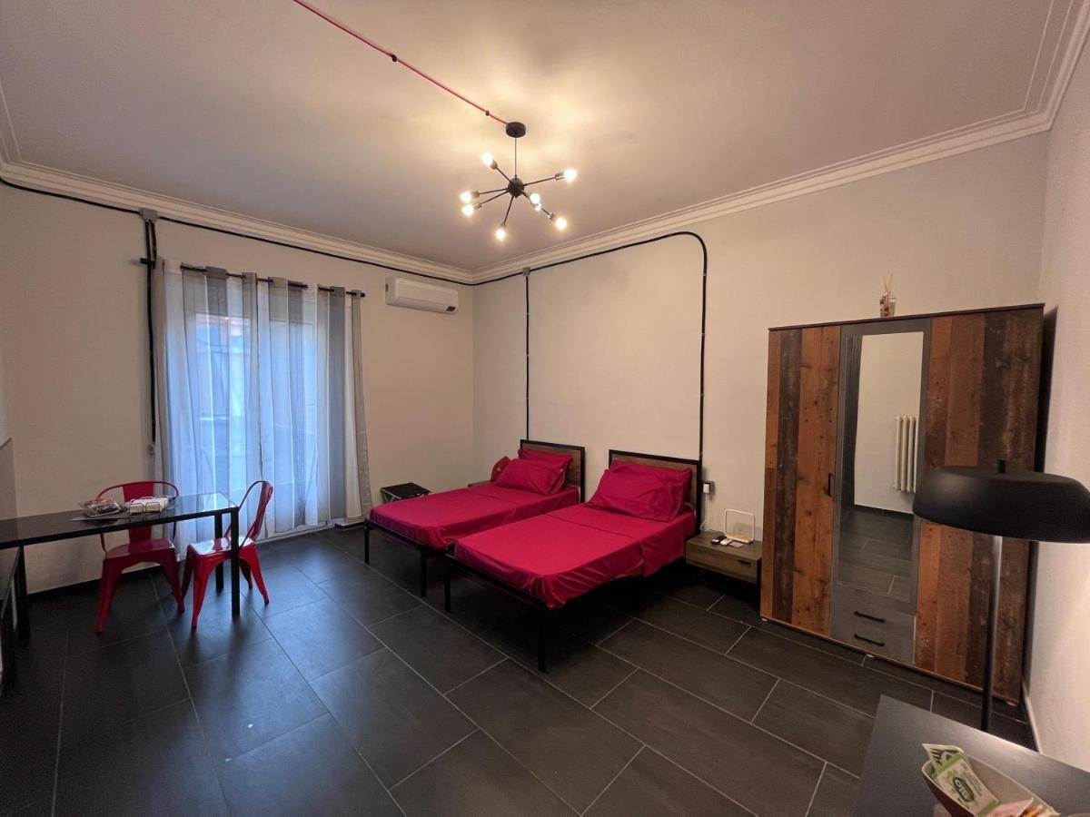 Minardi Apartments Верчели Екстериор снимка