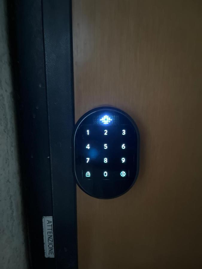 Minardi Apartments Верчели Екстериор снимка