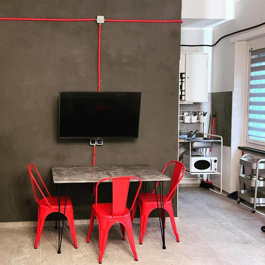 Minardi Apartments Верчели Екстериор снимка